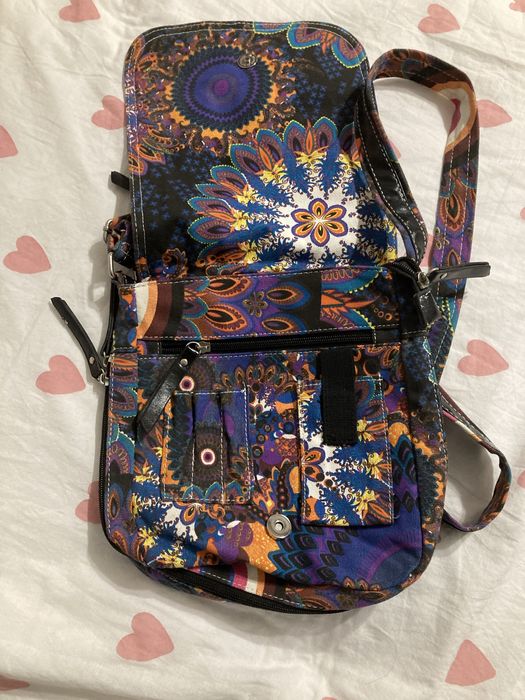 Дамски чанти.