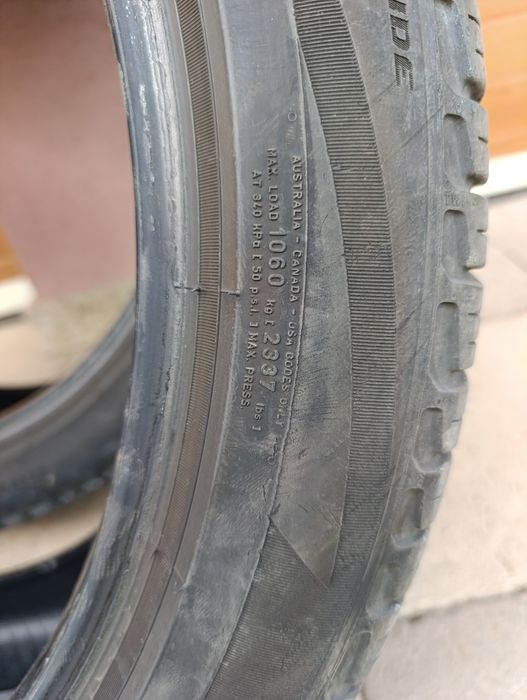 2бр Гуми всесезонни 285/40R22 110Y  PIRELLI SKORPION ZERO M+S ALL SEASON dot 27/23
