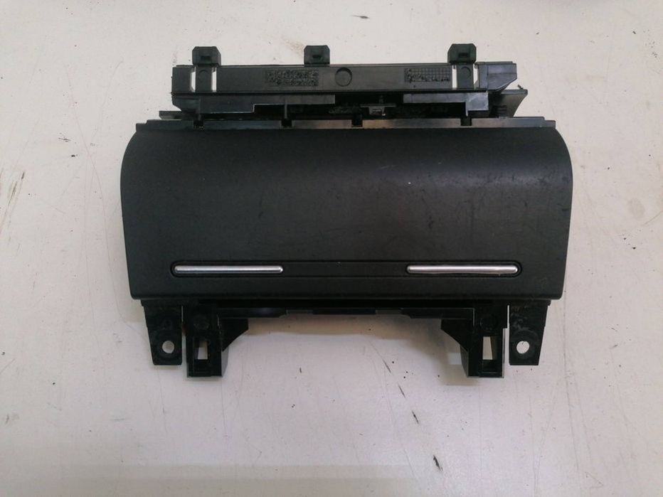 Scrumiera sertar bricheta Audi A4 B7 B6