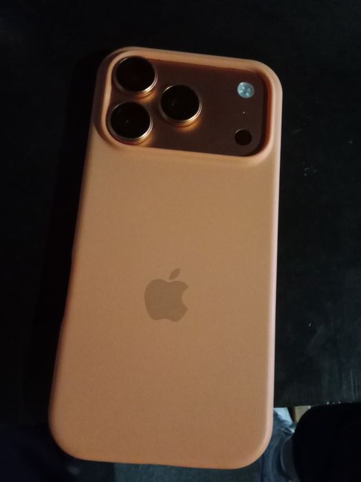 Iphoone 17 pro | 256 | 100%