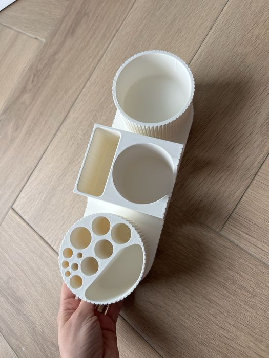 Organizator make-up multifunctional