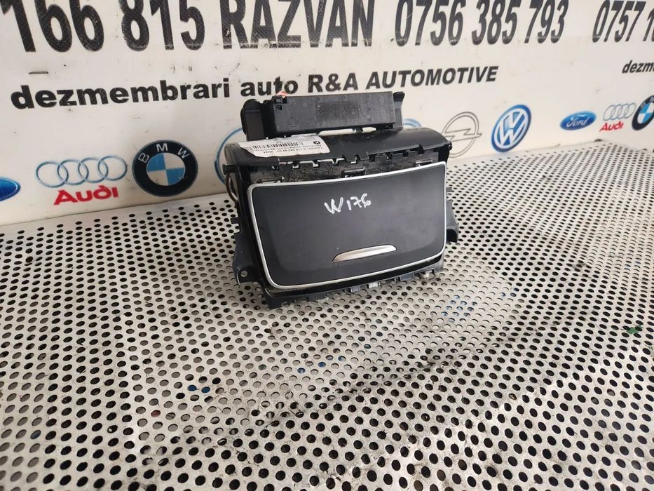 Scrumiera Originala Mercedes A Class W176 Dezmembrez Mercedes A Class W176 Motor 651 2.2 Cdi - Dezm