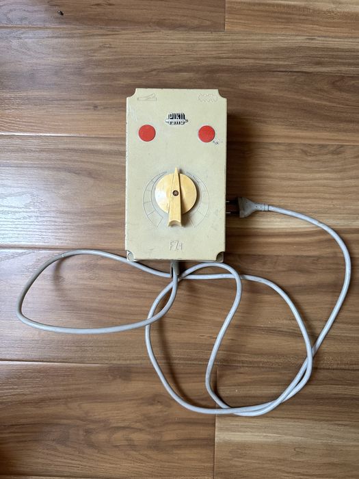 Продам блок питания Piko от железной дороги