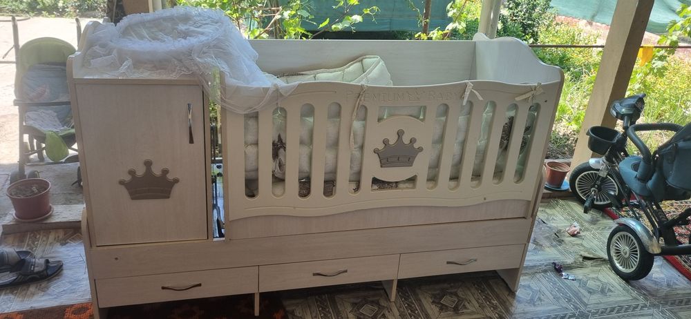 Detski krovat holati zor