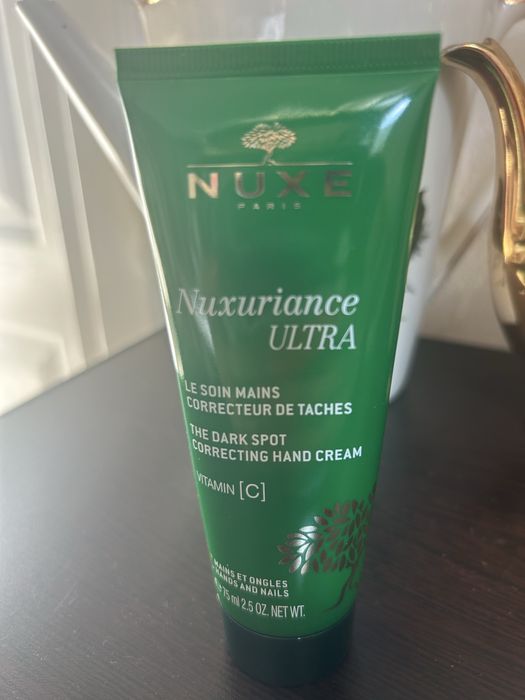 Crema de maini nuxe ultra cu vitamina C