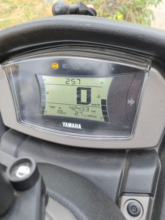 Vand Yamaha NMAX 125 an 2024  6750 km ITP Mai 2027 Navigatie  Accesorii