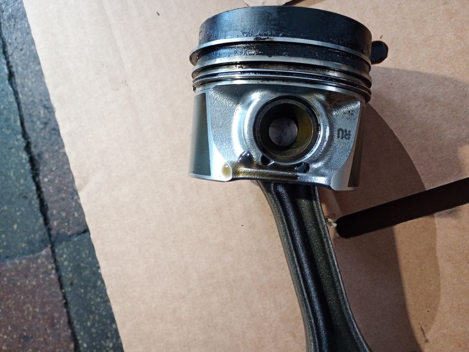 Piston pistoane biela vw polo 6r 1.2tdi cfwa skoda fabia seat ibiza