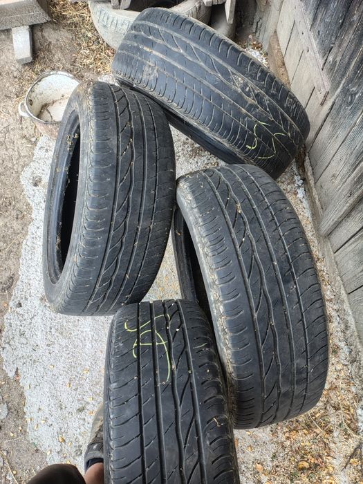 Anvelope 215/50R 17