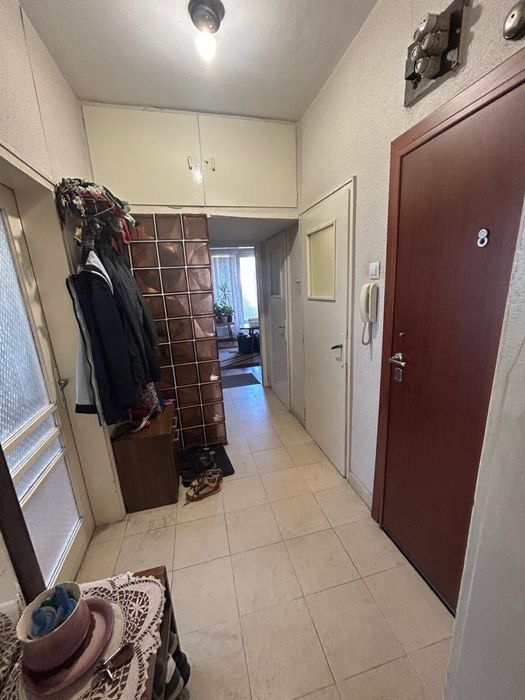 Продава се Четиристаен апартамент в Плевен, Идеален център - 96 кв.м за 2136 €/кв.м - Снимка #8