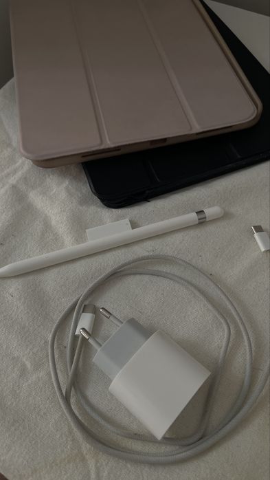 Apple iPad 10th generation + Apple pencil полный комплект