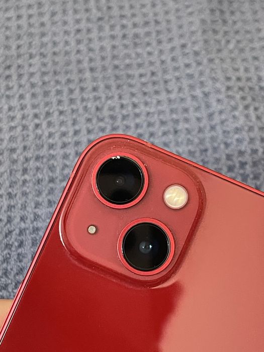 iPhone 13 Red 128gb
