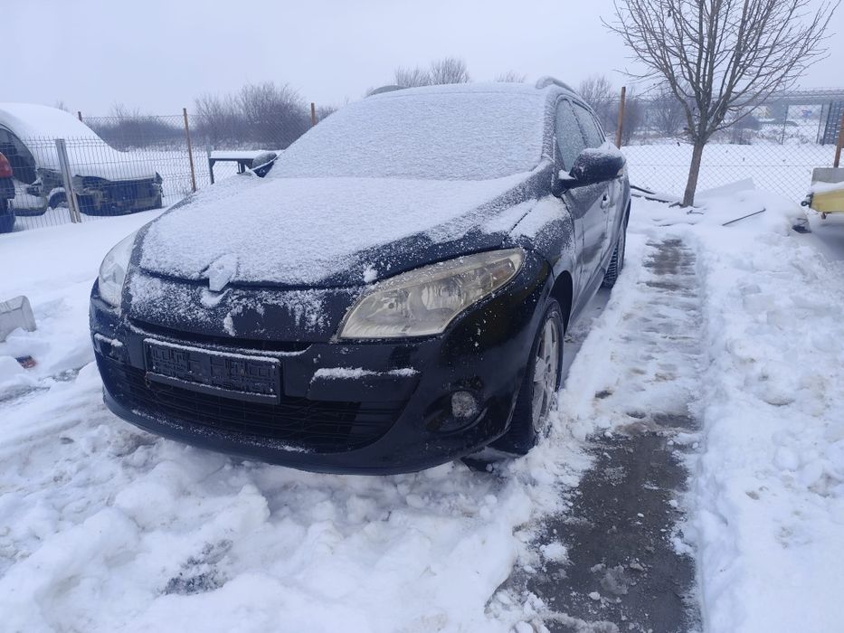 Dezmembrari vand piese renault megane  3 combi diesel  negru