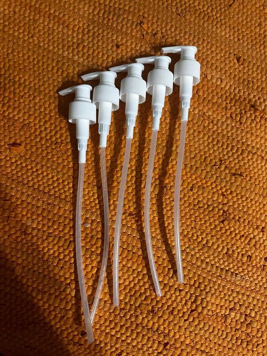 Помпа дозатор 28 мм