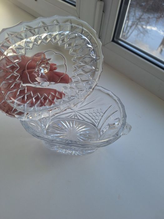 Хрустальная сахарница