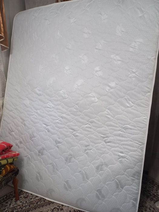 Продам матрас новый 2м*1,6 м