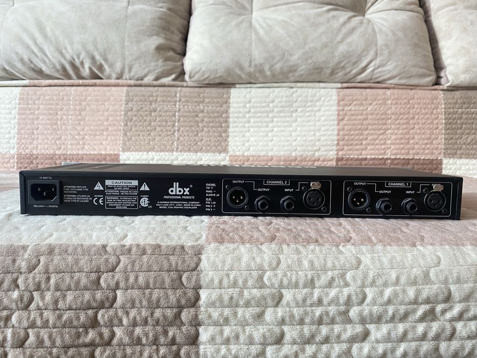 Эквалайзер/Equalizer. DBX 215s Dual 15-band Graphic Equalizer