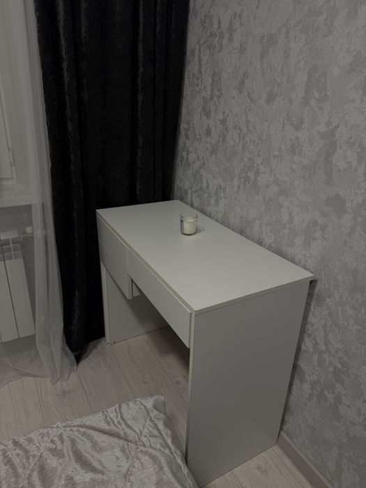Туалетный столик белый