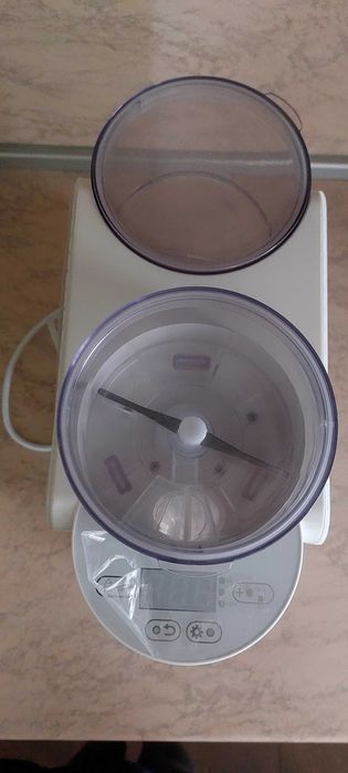 Машина за адаптирано мляко AGU