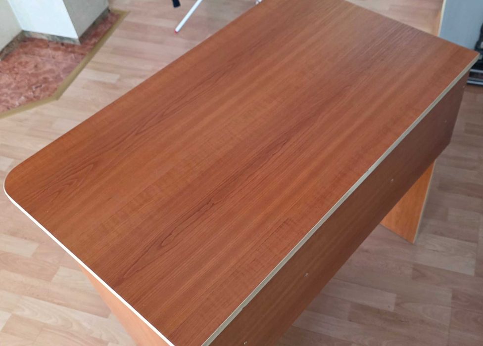 Бюро За Компютър, Лаптоп - като ново