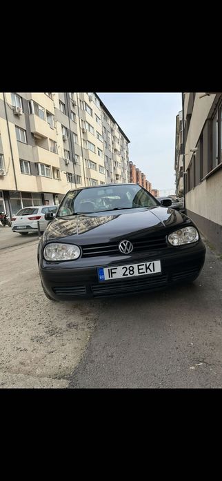 Vând golf 4 în stare foarte bună