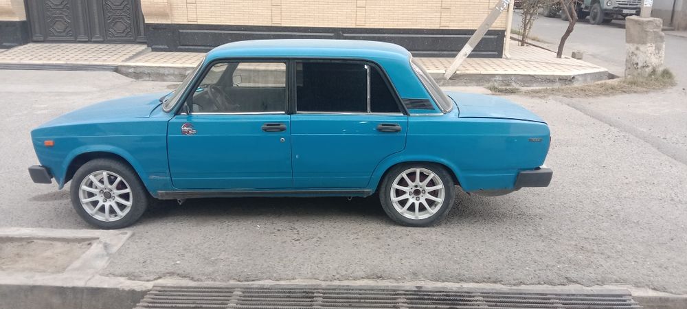 Мошиналар сотилади 05 ва 06