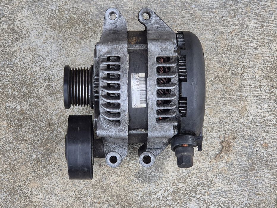 Alternator 2.0 benz. N43B20 7550468  BMW E90 / E91 / E92 / E93 / E 87.