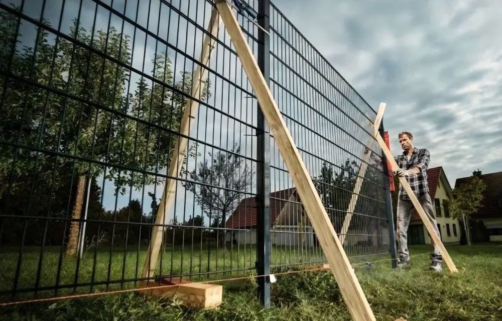 Vând garduri si porti din plasa burdurata