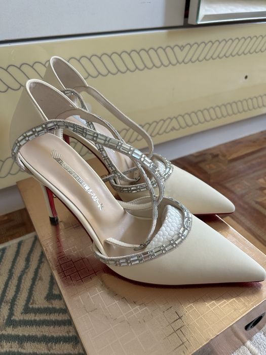 Продам туфли 38рр