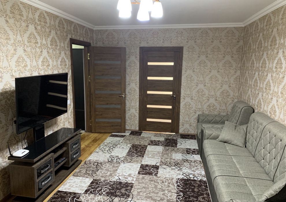 2х комнатная Чиланзар 8 . Парус