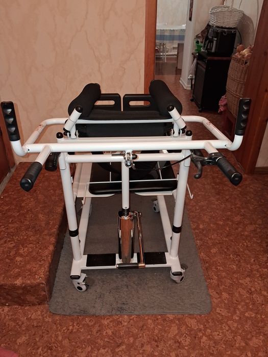 Подъёмник для лежачих больных.