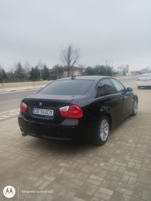 Vând BMW Seria 3 E90 320D