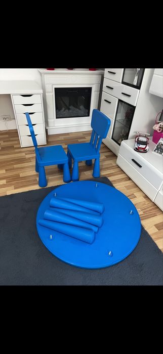Masa rotunda cu 2 scaune  IKEA