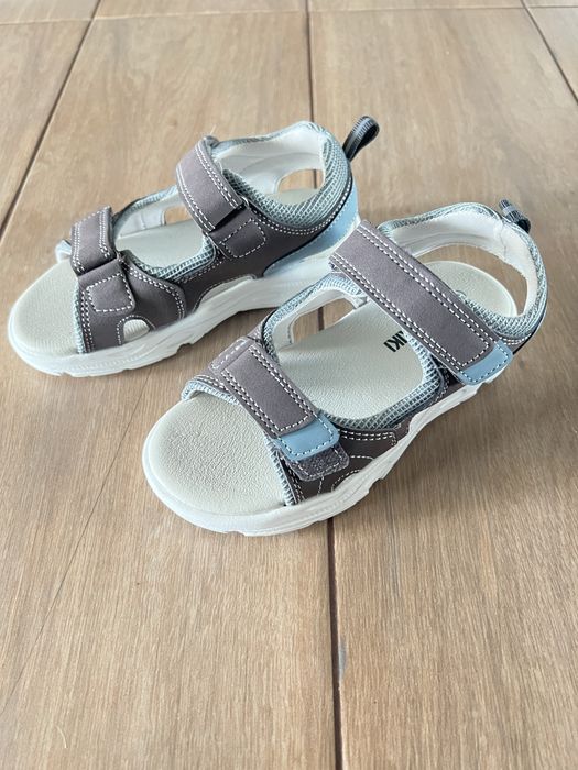 Сандалии детские