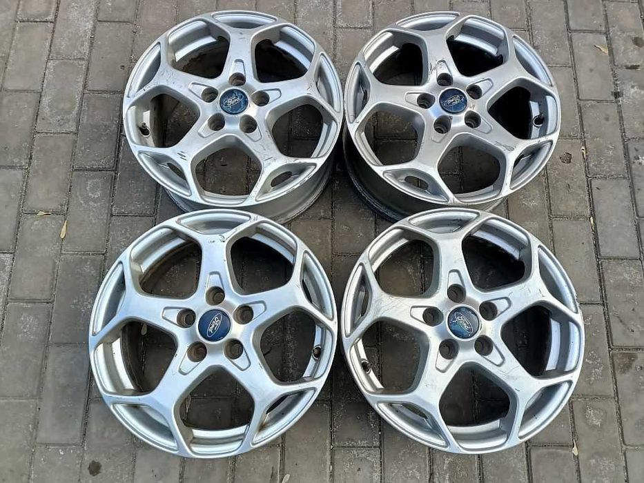 Продам оригинальные легкосплавные диски фирмы "Borbet" на Ford.