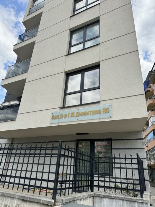 Паркомясто Под Наем до Olives City Hotel бул. Г.М Димитров