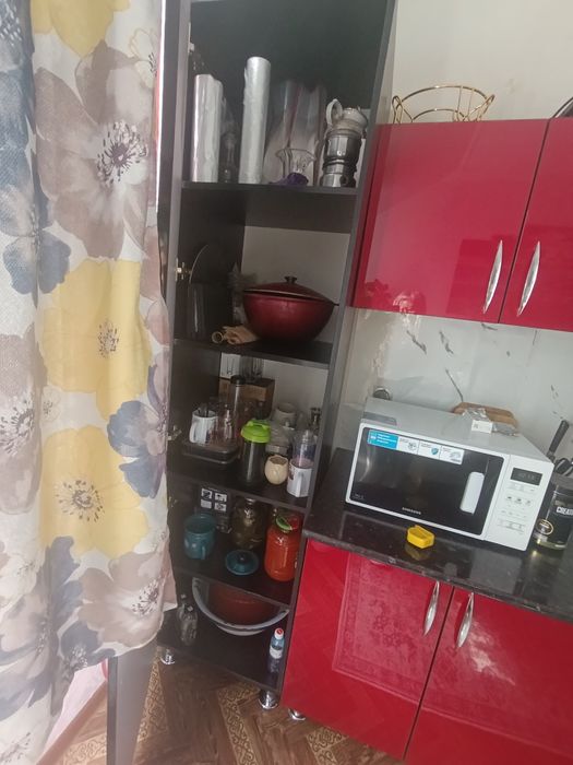 Продам  кухонный  гарнитур