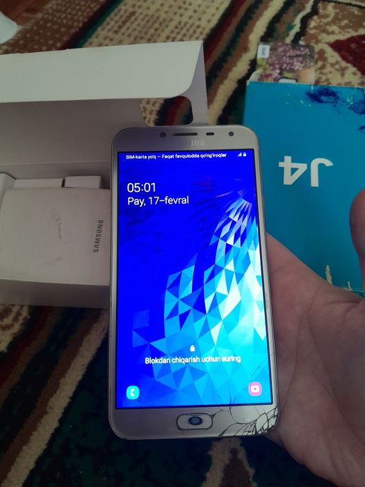 Samsung galaxy  j4 core xotira 16