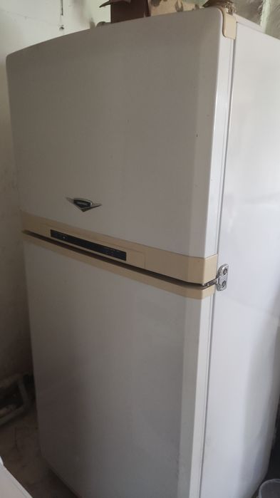 Холодильник б/у в рабочем состоянии