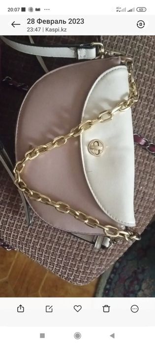 Продам сумочки разные