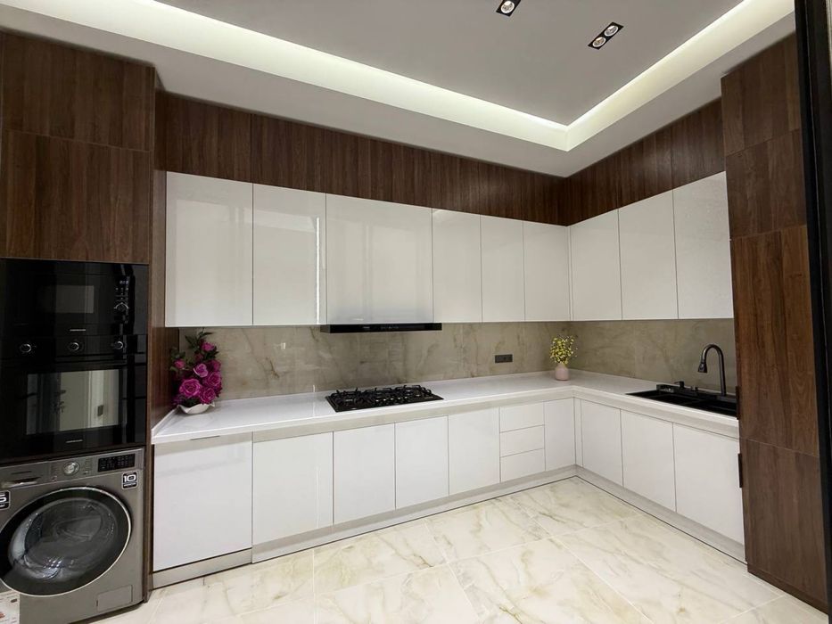 Продам евродом  7 комнат