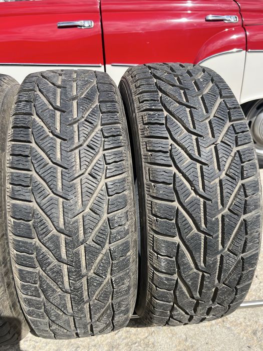 235 60 18 Tigar Winter suv - 4 броя