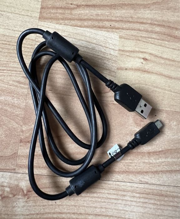 Преносима колонка / speaker (водо-удароустойчива)