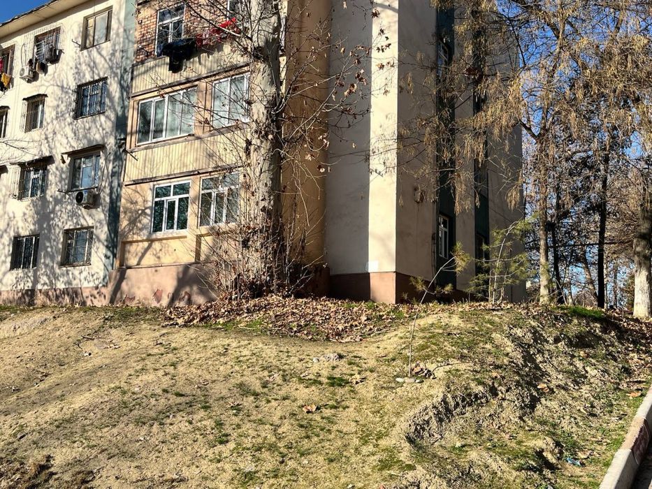 Продаётся квартира под нежилое