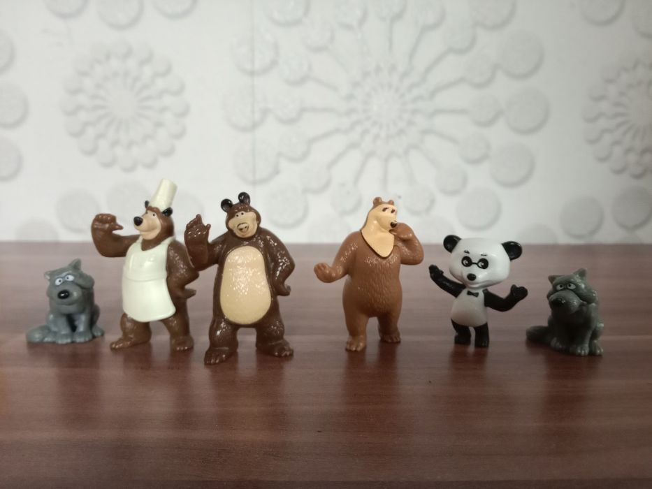 Киндер фигурки и машины