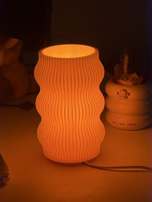 Lampa cu lumina soft