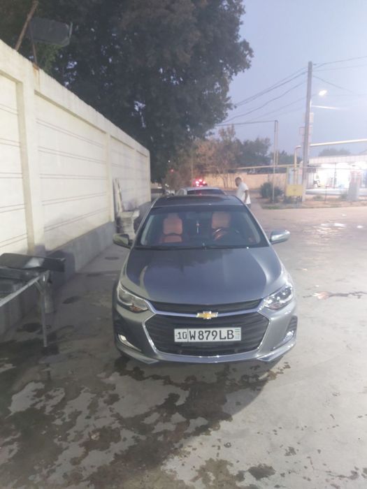 Продается Onix Premier + я так