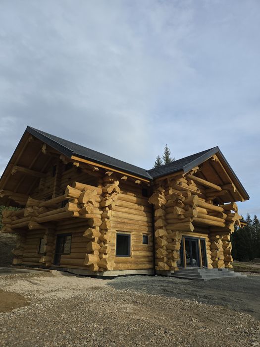 Cabana noua la prima inchiriere 8 camere