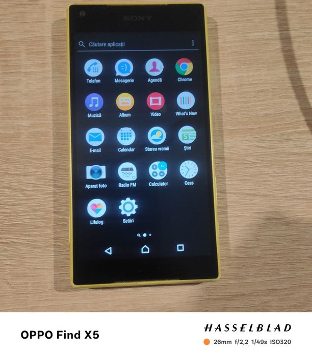 Sony Xperia x compact  OnePlus 3T