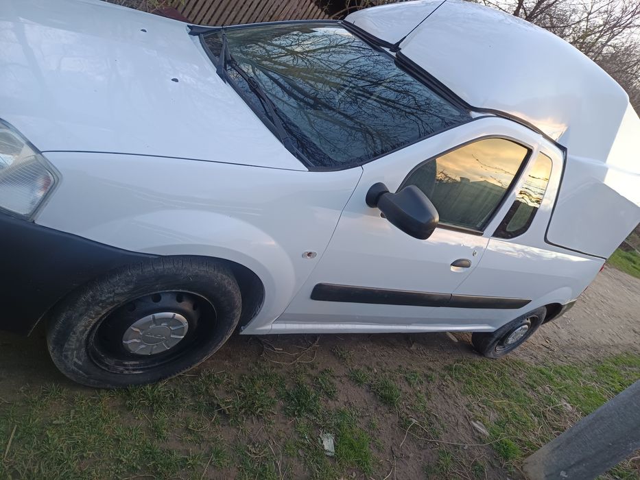 Logan Pick up  1.6 benzina schimb