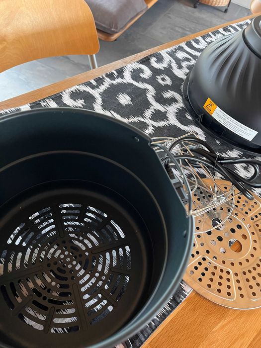 Instant Pot Duo Crisp Air Fryer 2в1 мултикукър и еър фрайър, отлично състояние